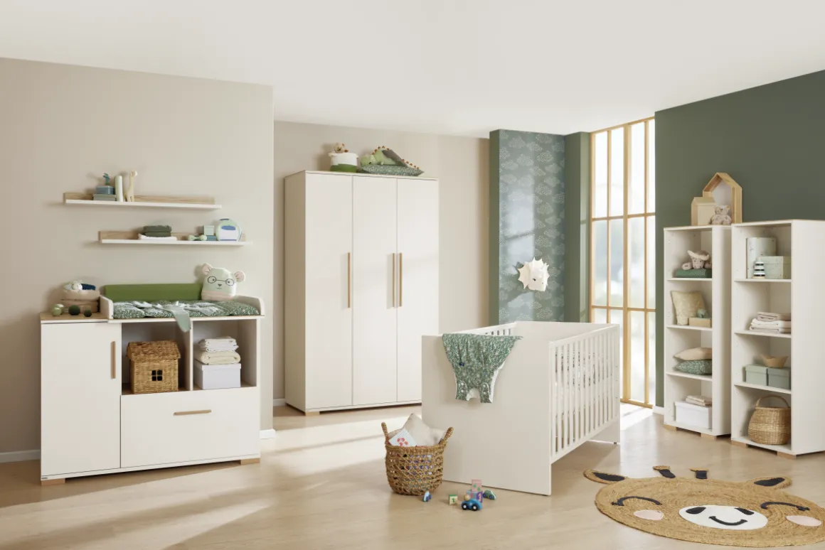 Paidi Wandregal Enie White
