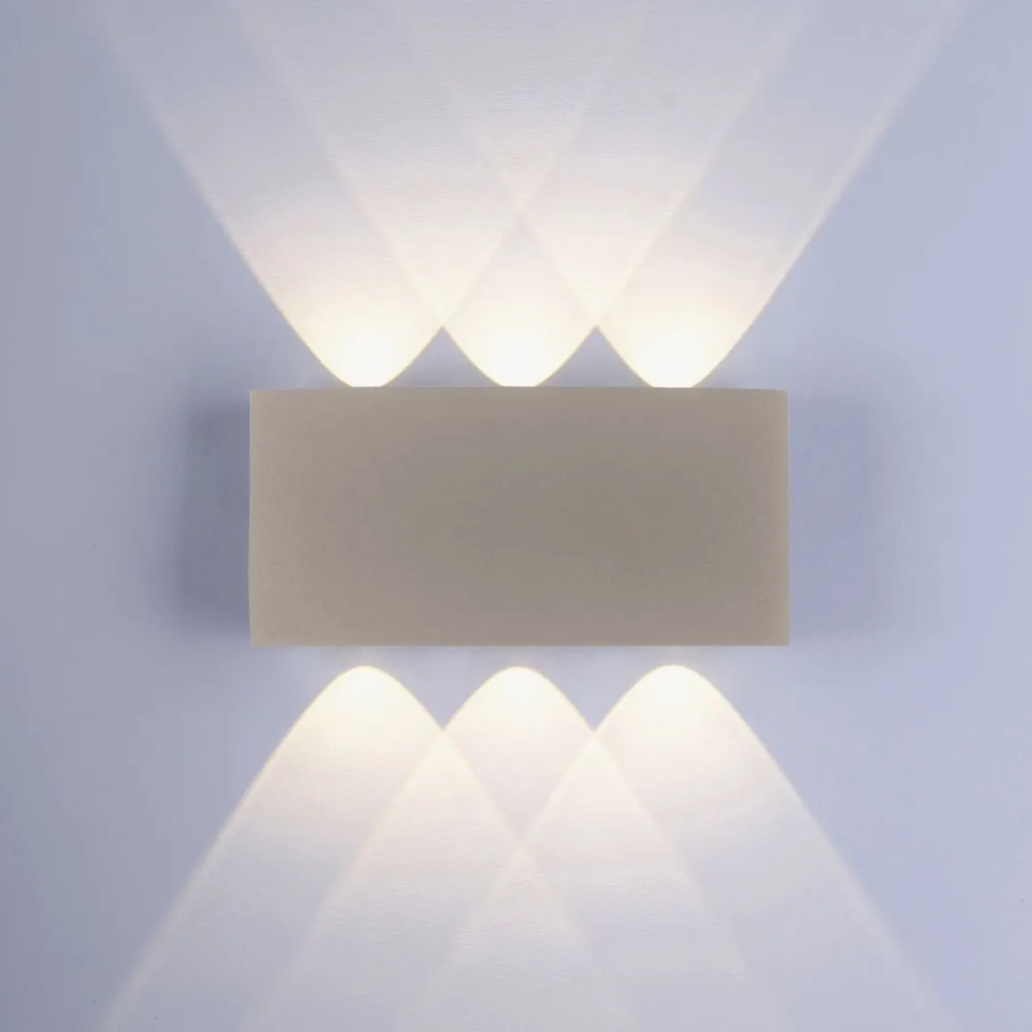 Paul Neuhaus 6-flg LED Wandlampe Carlo Sandfarben